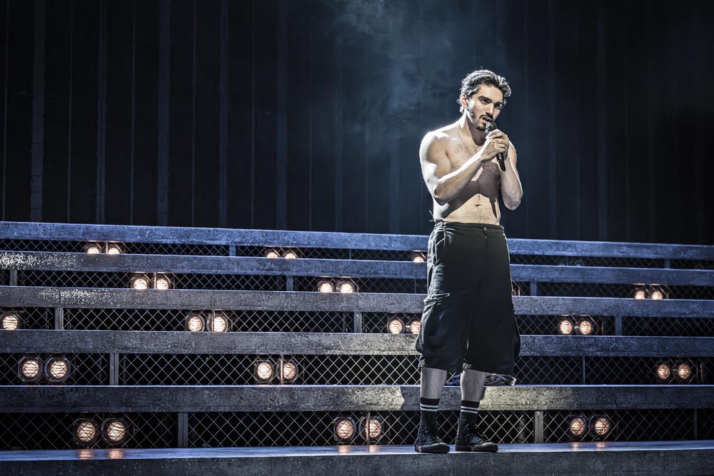 Evita WEST END PROD 03139 Enhanced NR